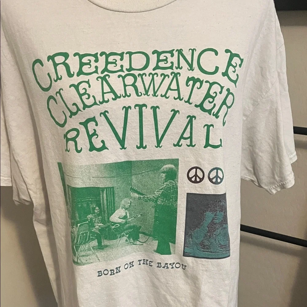 Creedence Clearwater Revival Born On The Bayou White Graphic T-Shirt Music - Picture 2 of 11
